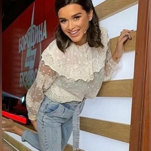 🦋 Bloggers Favorite 🦋 NWT Zara Women Ruffled Blouse Ecru - Picture 8 of 16